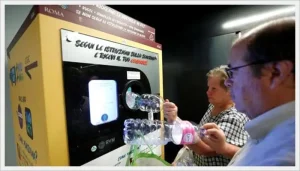 Roma impulsa el intercambio de botellas de plástico por billetes de metro gratis, logrando un éxito cuantioso.